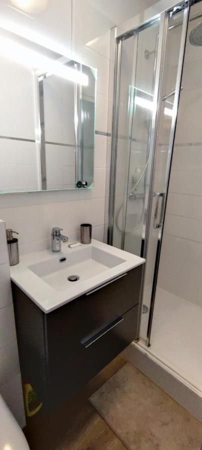 Apartamento Appart De Charme Plein Centre La Ciotat Exterior foto